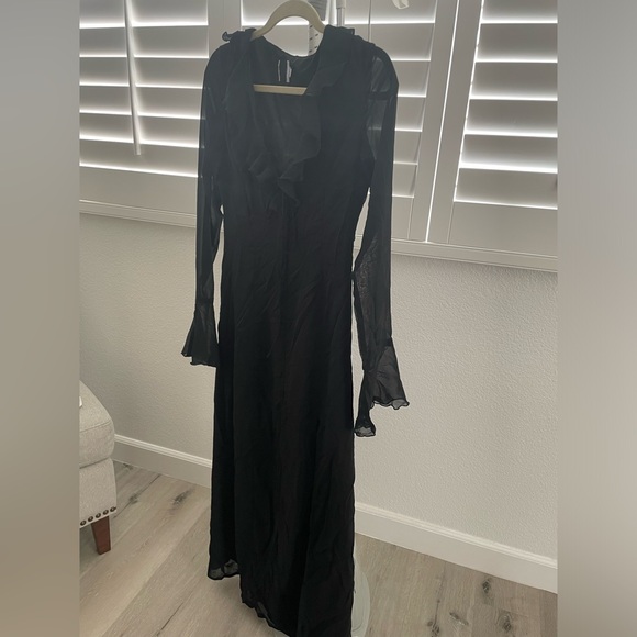 NWOT ROSALIA MAXI DRESS BLACK - Picture 3 of 8
